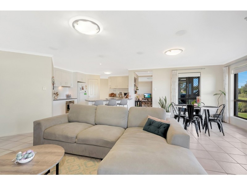 23 McShane Drive, Mount Kynoch QLD 4350