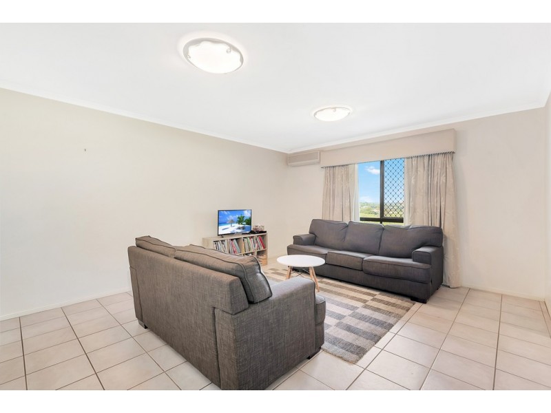 23 McShane Drive, Mount Kynoch QLD 4350