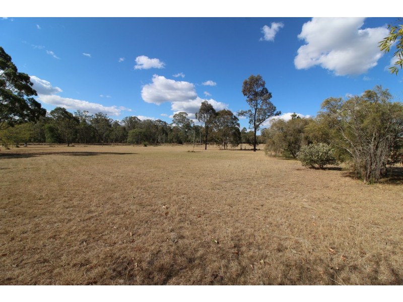 21 Reushle Road, Cabarlah QLD 4352