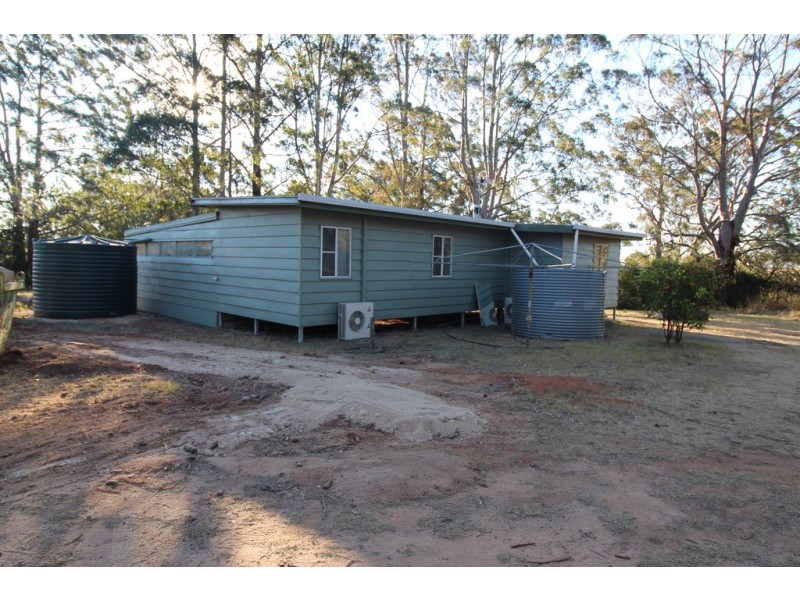 11 Marion Street, Pechey QLD 4352