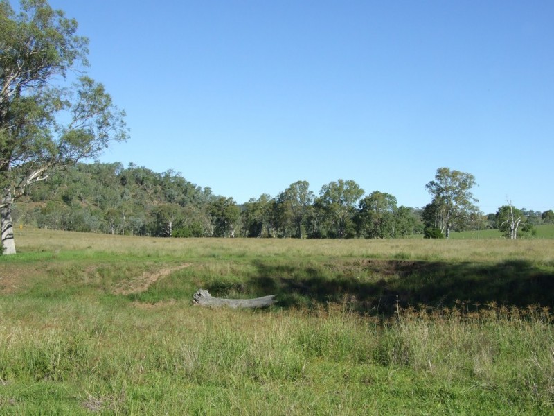 L11 Pierce Creek Road, Emu Creek QLD 4355