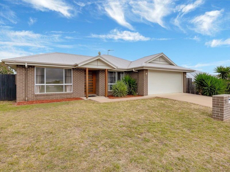 15 Naomi Drive, Crows Nest QLD 4355