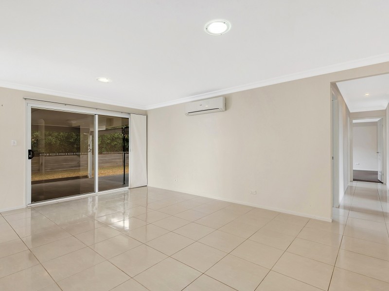 15 Naomi Drive, Crows Nest QLD 4355