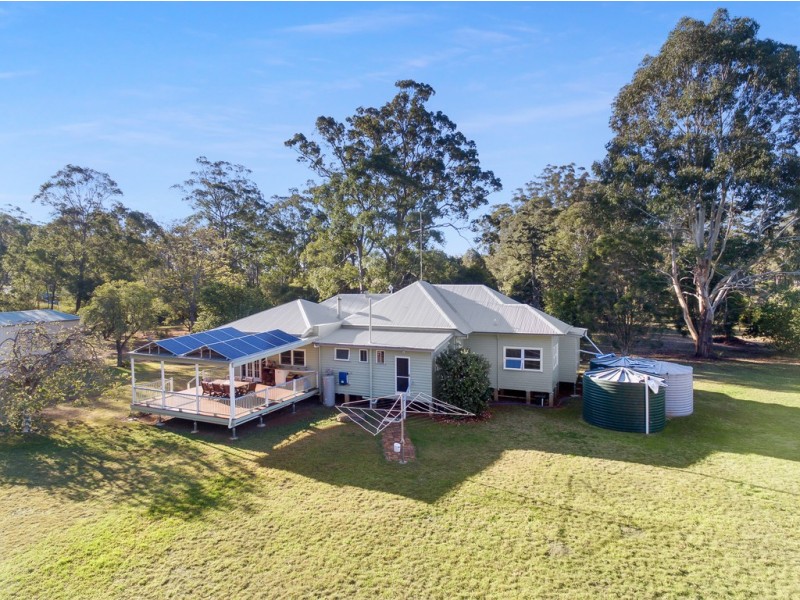 53 Barracks Road, Cabarlah QLD 4352