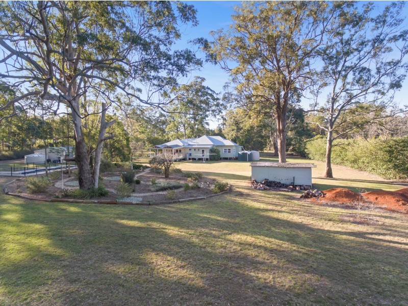 53 Barracks Road, Cabarlah QLD 4352