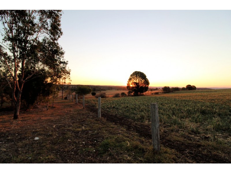 616 Jones Gully Road, Crows Nest QLD 4355