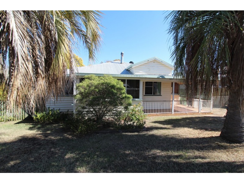 139 Mocatta Street, Goombungee QLD 4354