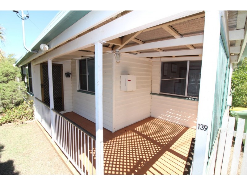 139 Mocatta Street, Goombungee QLD 4354