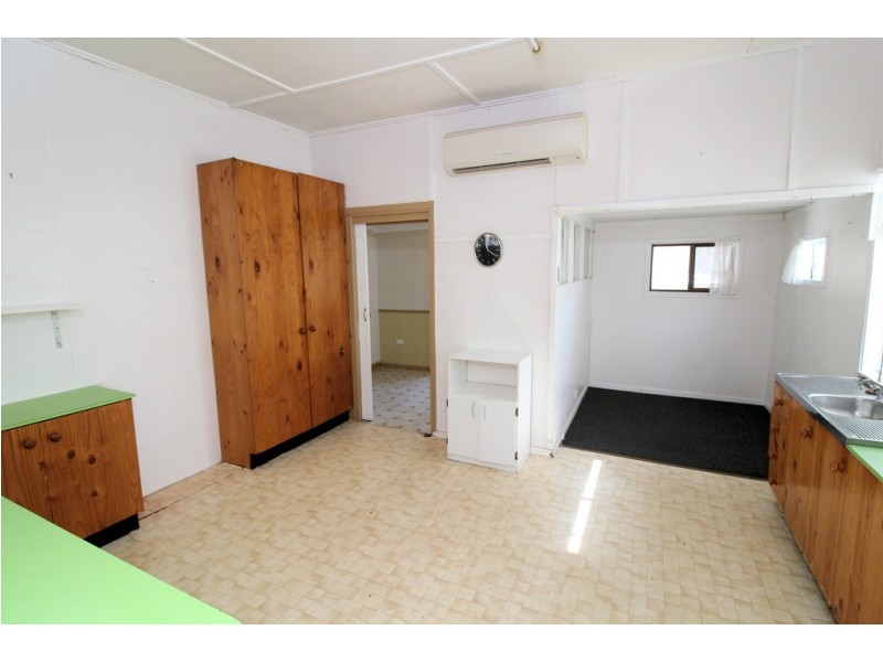 139 Mocatta Street, Goombungee QLD 4354