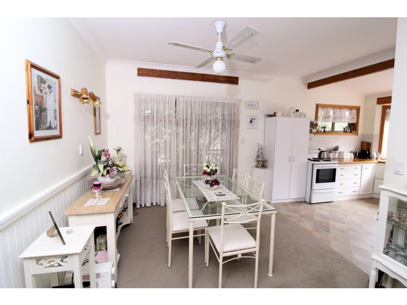 39 Charles Street, Crows Nest QLD 4355
