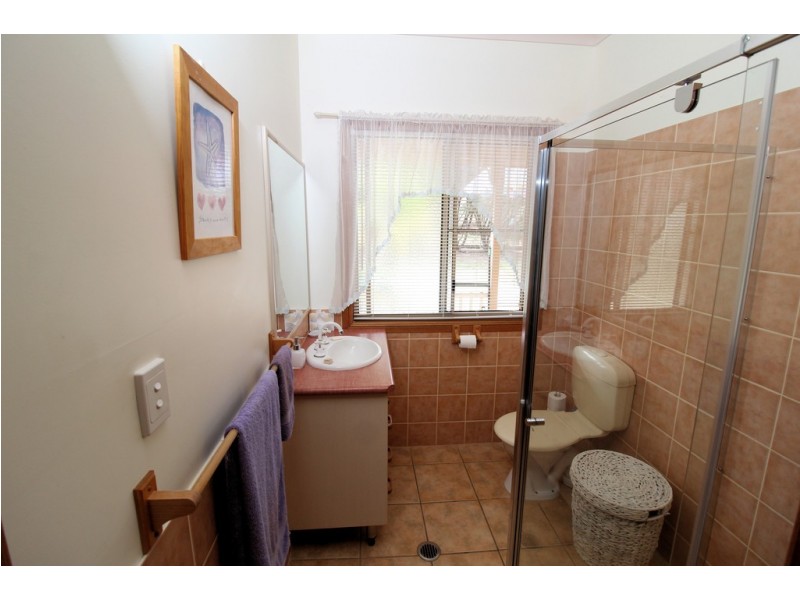 39 Charles Street, Crows Nest QLD 4355