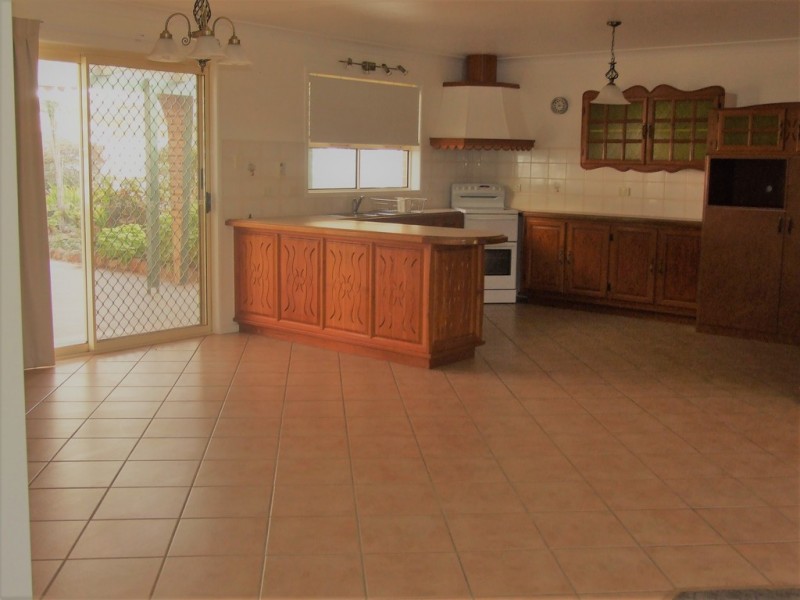11 Melissa Court, Crows Nest QLD 4355