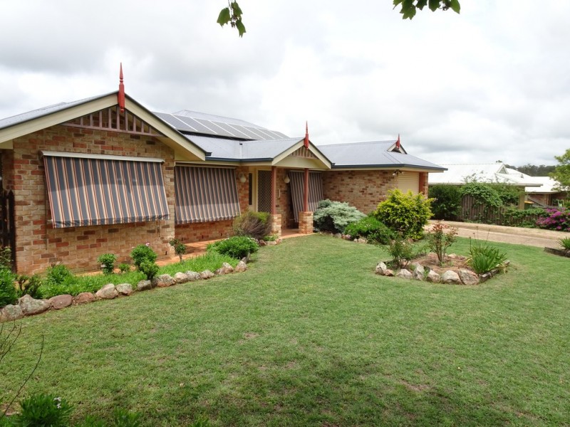 7 Melissa Court, Crows Nest QLD 4355