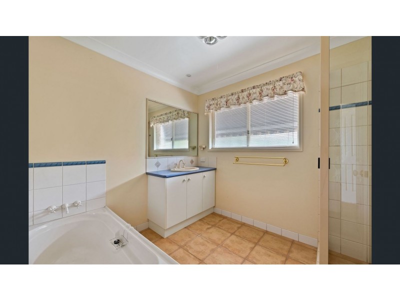 7 Melissa Court, Crows Nest QLD 4355