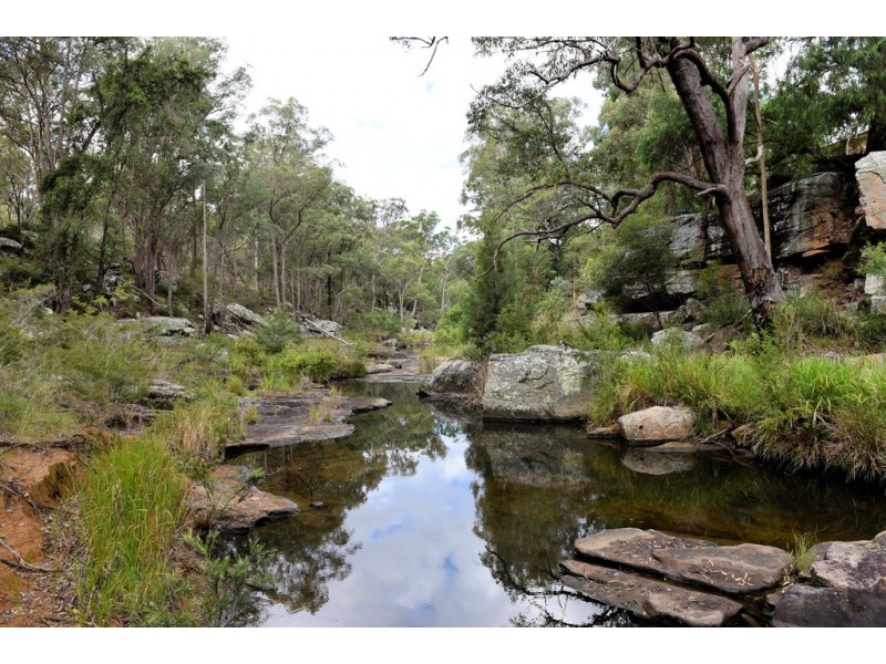 14 Dingo Mountain Road, Crows Nest QLD 4355