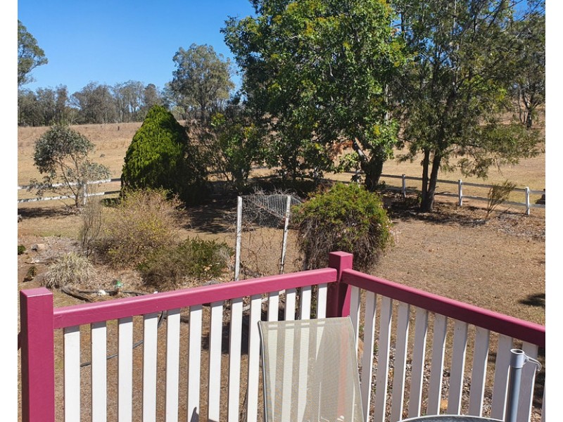 7 Munro Street, Cooyar QLD 4402