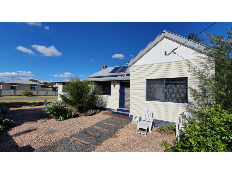 7 Nolan Street, Crows Nest QLD 4355