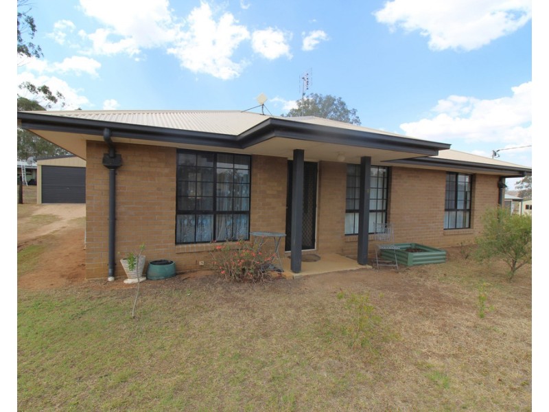 9 Malcolm Street, Cooyar QLD 4402