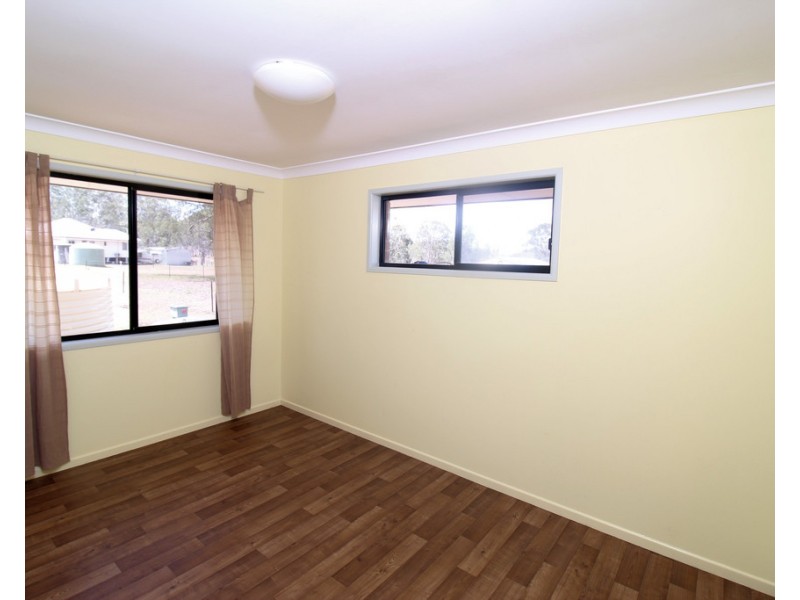 9 Malcolm Street, Cooyar QLD 4402