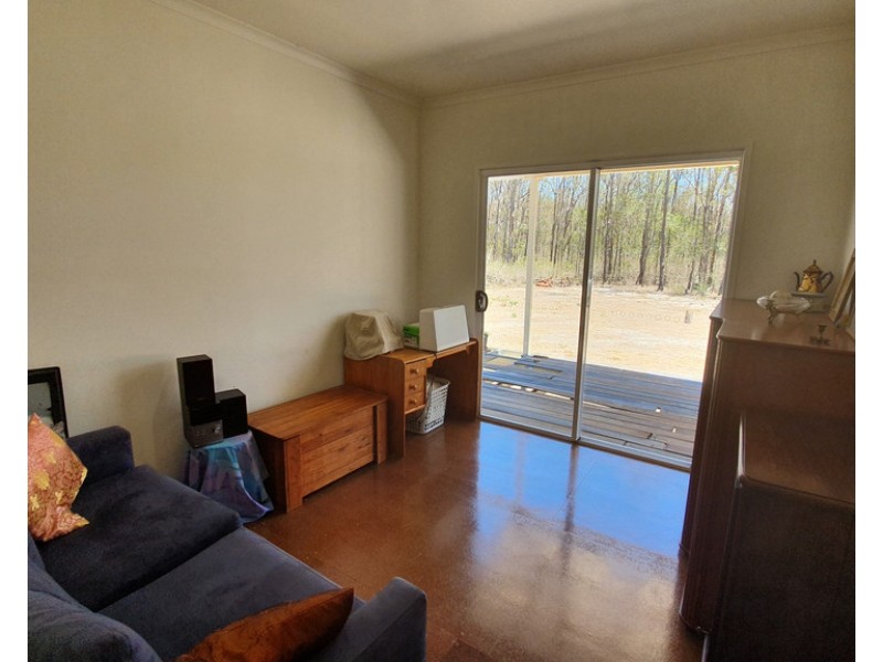 142 Dahl Road, Crows Nest QLD 4355