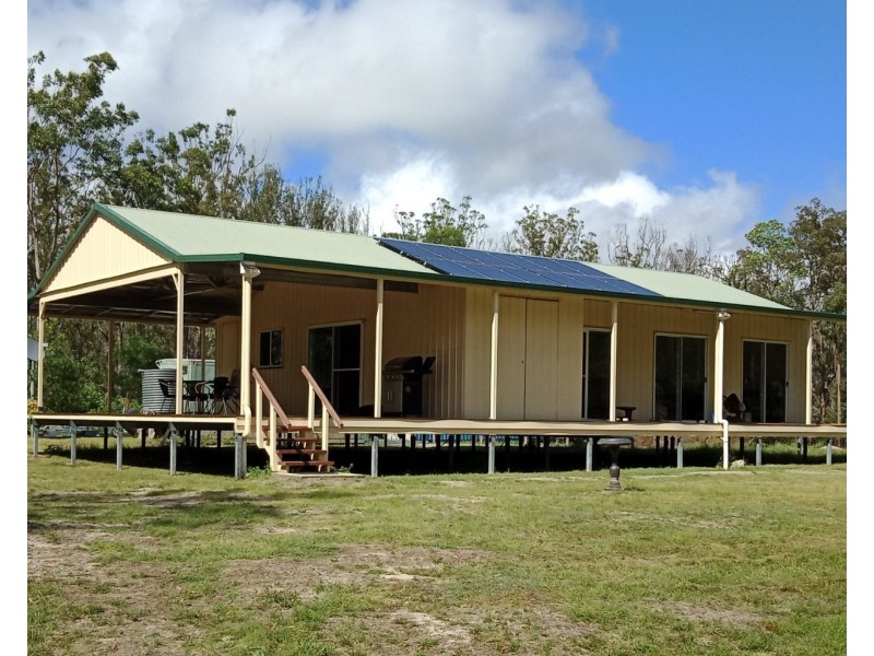 142 Dahl Road, Crows Nest QLD 4355