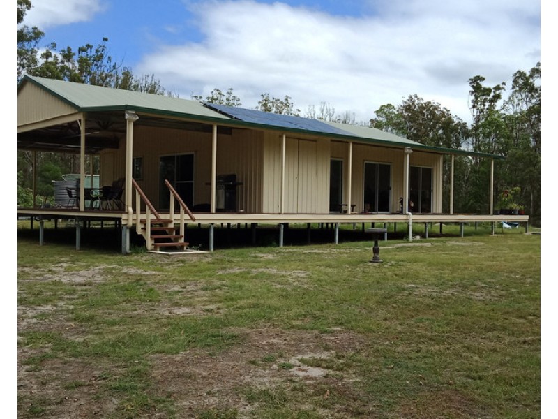 142 Dahl Road, Crows Nest QLD 4355