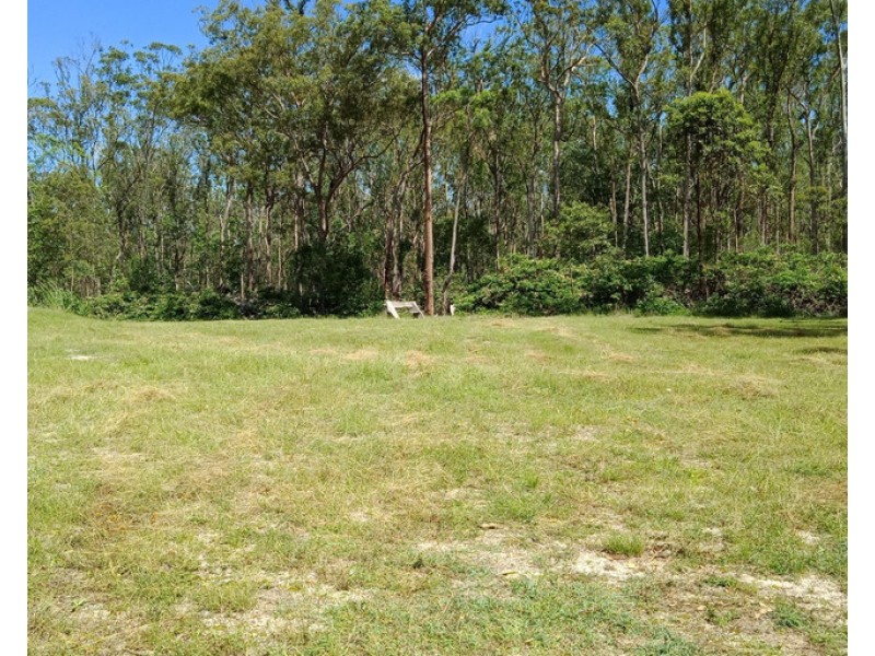 142 Dahl Road, Crows Nest QLD 4355