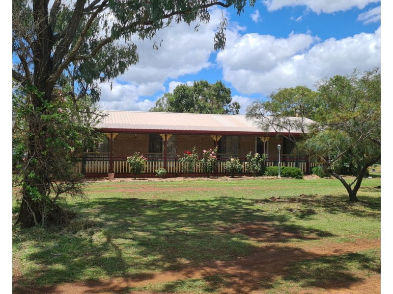 21 Dioth Street, Yarraman QLD 4614