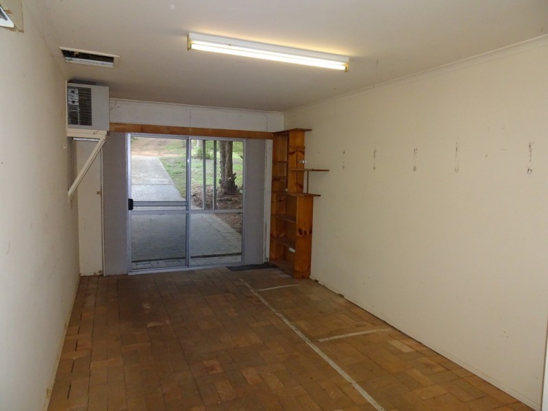 39 Railway Terrace, Crows Nest QLD 4355