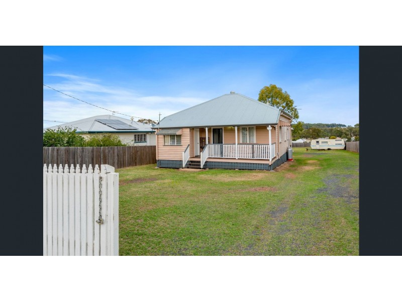 145 Mocatta Street, Goombungee QLD 4354