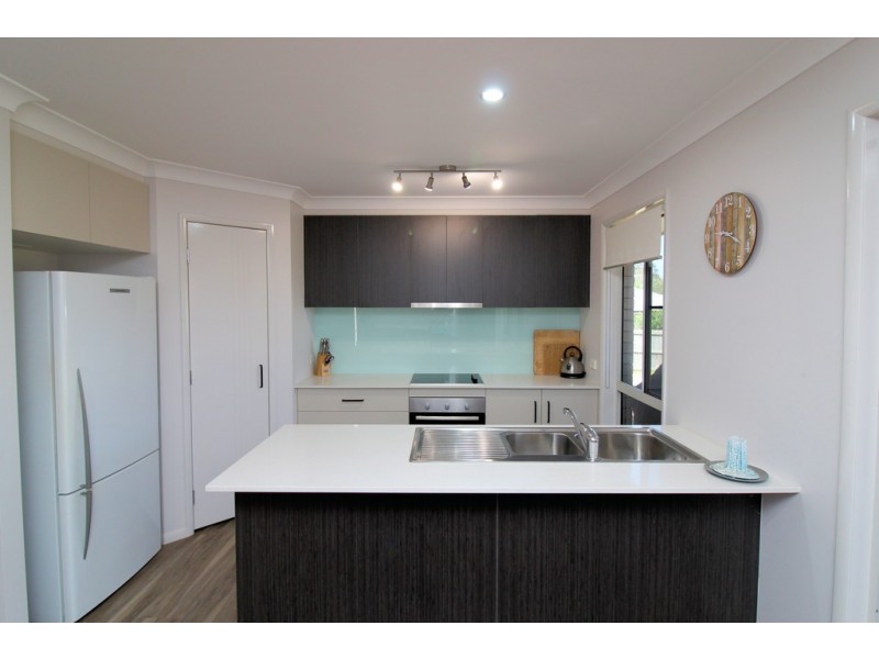 3 Jane Street, Crows Nest QLD 4355