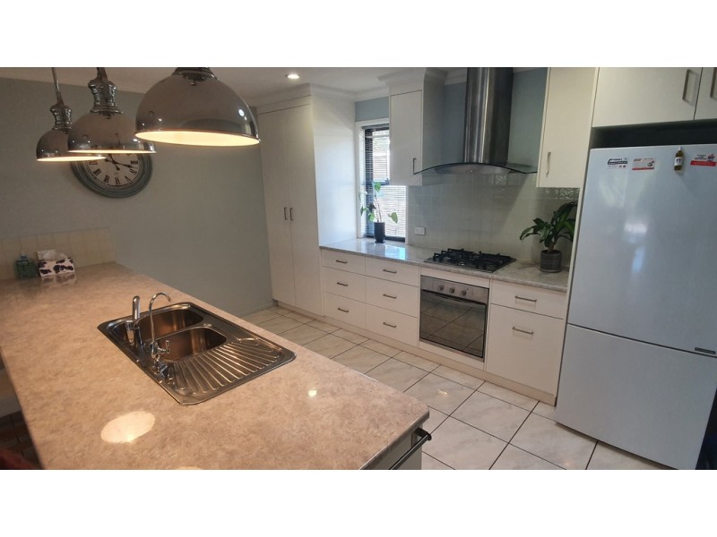 12a Albert Street, Crows Nest QLD 4355
