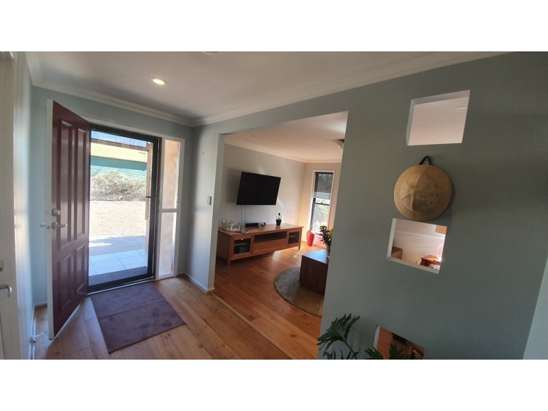 12a Albert Street, Crows Nest QLD 4355