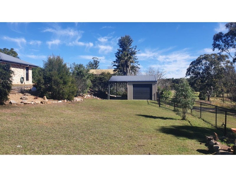 12a Albert Street, Crows Nest QLD 4355