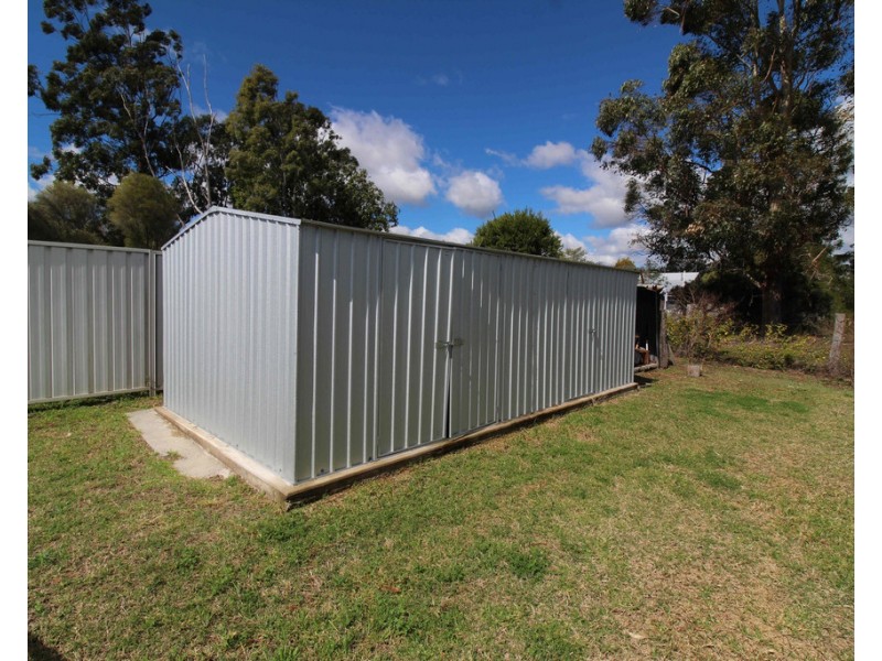 33 South Street, Crows Nest QLD 4355