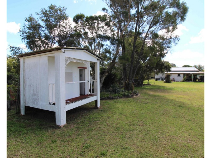 33 South Street, Crows Nest QLD 4355