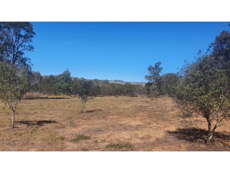 67 Voll Road, Crows Nest QLD 4355