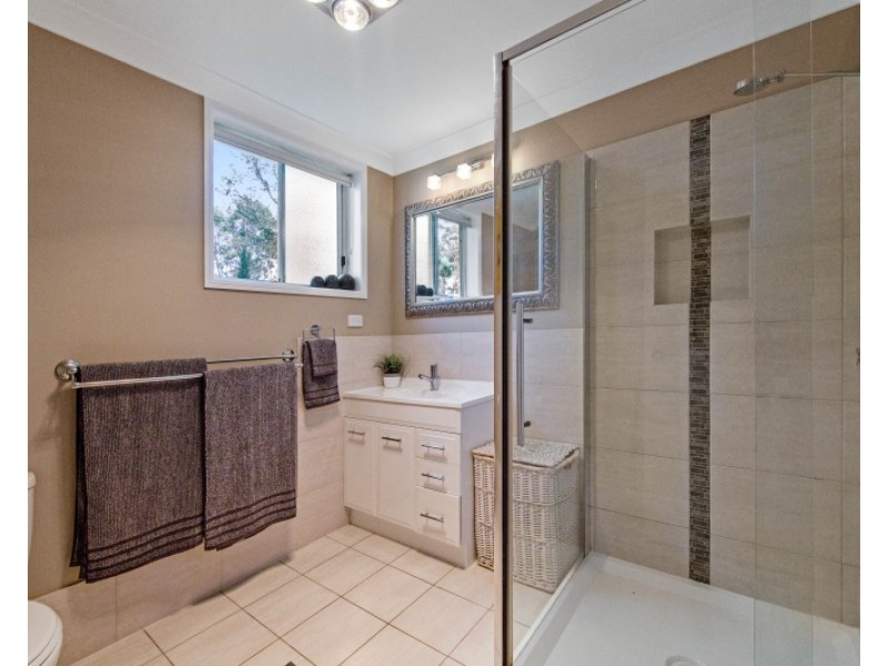 14 James Street, Crows Nest QLD 4355