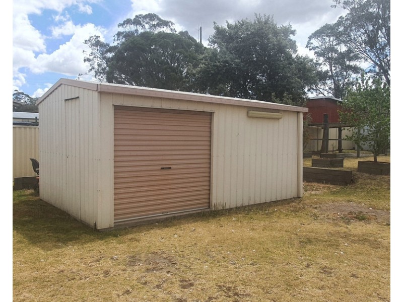 14 James Street, Crows Nest QLD 4355