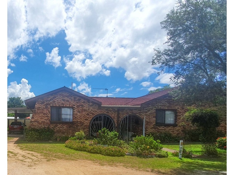 19 James Street, Crows Nest QLD 4355 Ray White Rural Crows Nest Sold