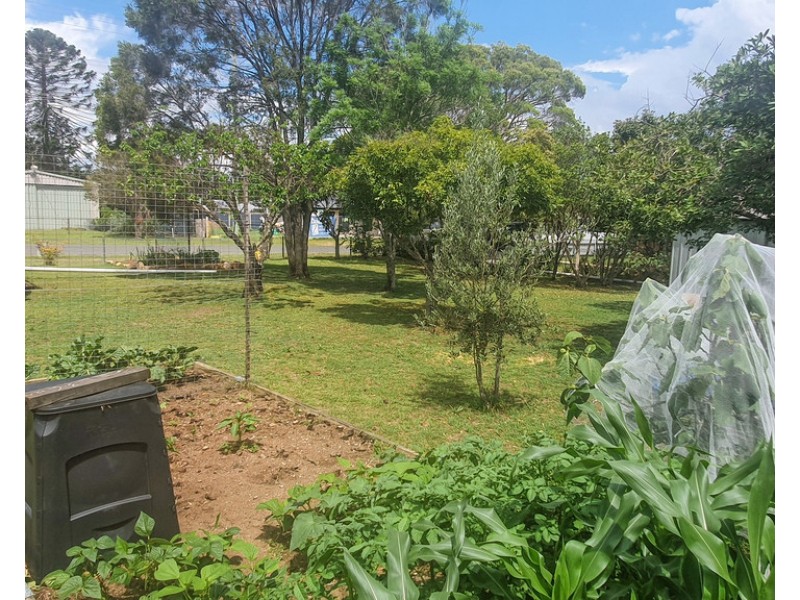 19 James Street, Crows Nest QLD 4355