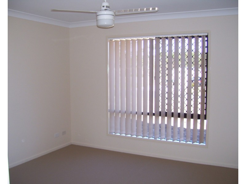 2/4 Jane Street, Crows Nest QLD 4355