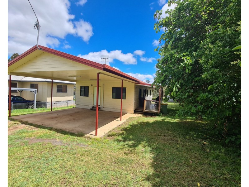 26 Albert Street, Crows Nest QLD 4355