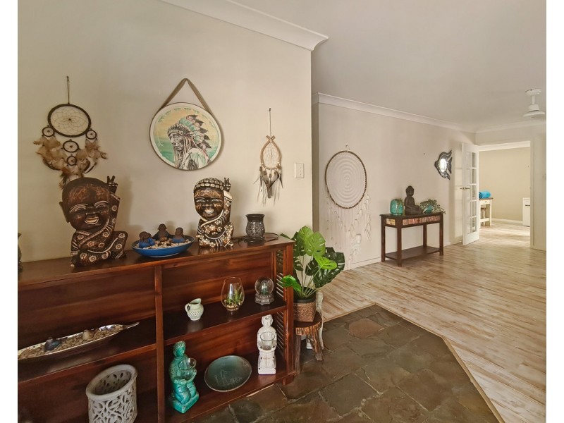 15 Railway Terrace, Crows Nest QLD 4355