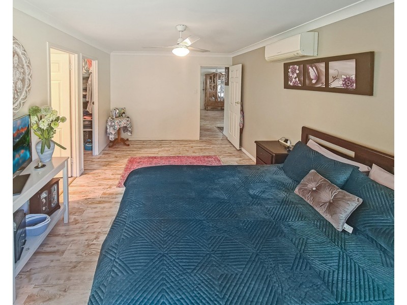 15 Railway Terrace, Crows Nest QLD 4355