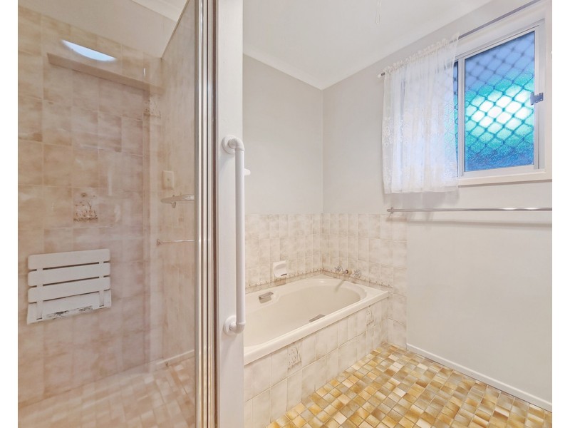 22 Andrews Road, Crows Nest QLD 4355