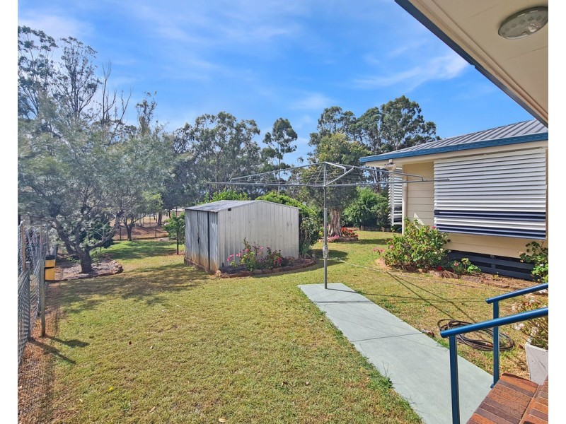 22 Andrews Road, Crows Nest QLD 4355