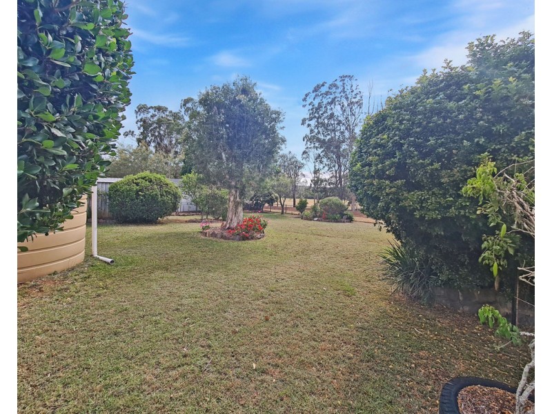 22 Andrews Road, Crows Nest QLD 4355