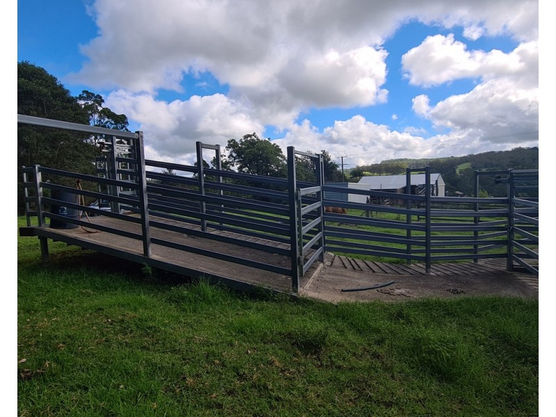 555 National Park Road, Palmtree QLD 4352