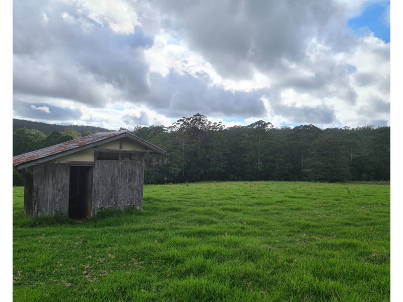 555 National Park Road, Palmtree QLD 4352